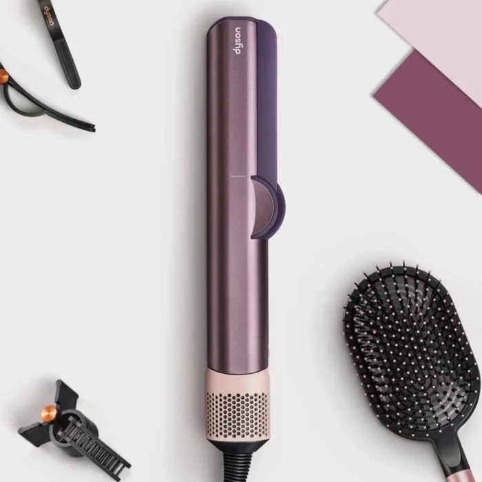 ⁦جهاز دايسون Airstrait™ لتجفيف وتصفيف الشعر بالهواء – Dyson Airstrait⁩ - الصورة ⁦3⁩